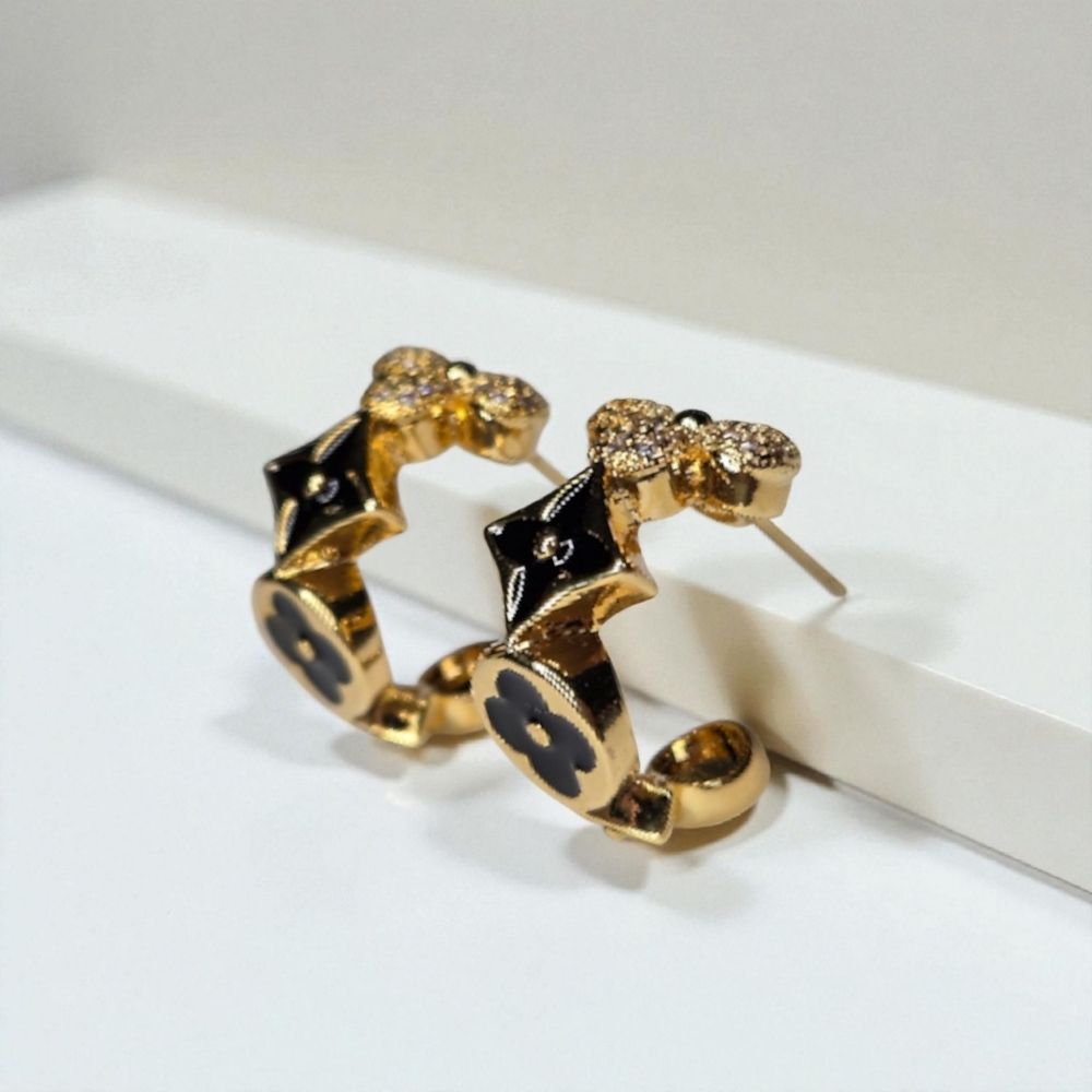 Luxury 18k Gold Plated Clover Flower Blossom Zircon Crystal Onyx Hoops Earrings - Picture 2 of 6